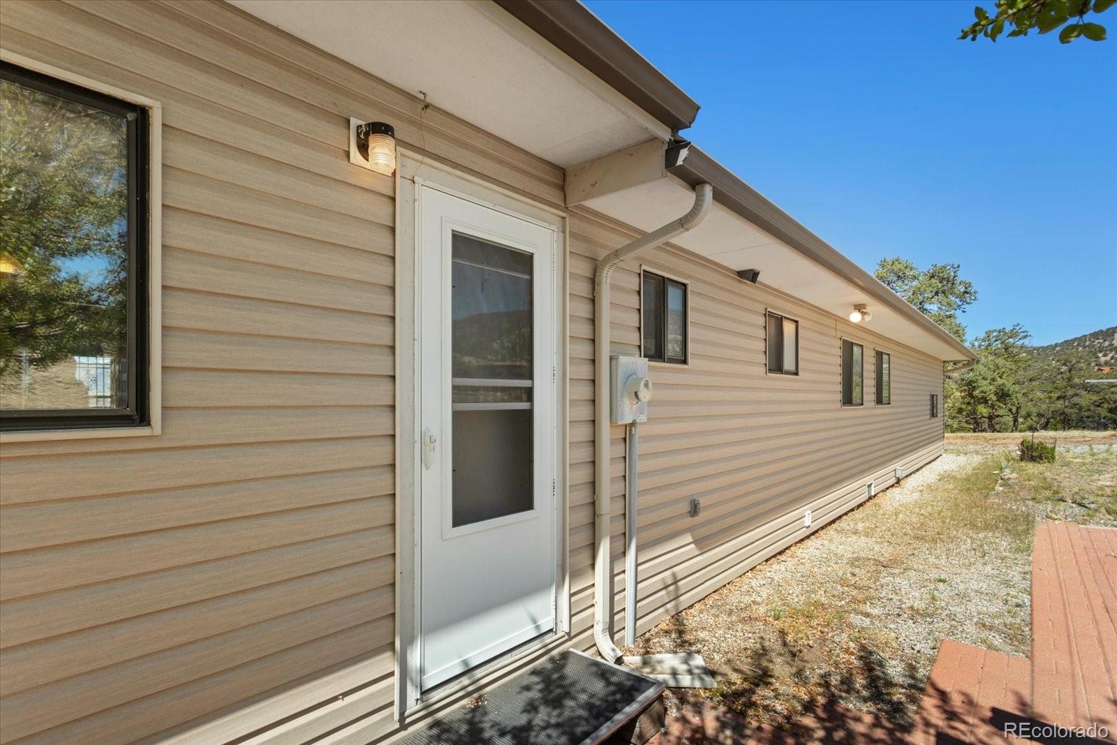 Salida, Colorado, 81201, United States, 3 Bedrooms Bedrooms, ,1 BathroomBathrooms,Residential,For Sale,2043390