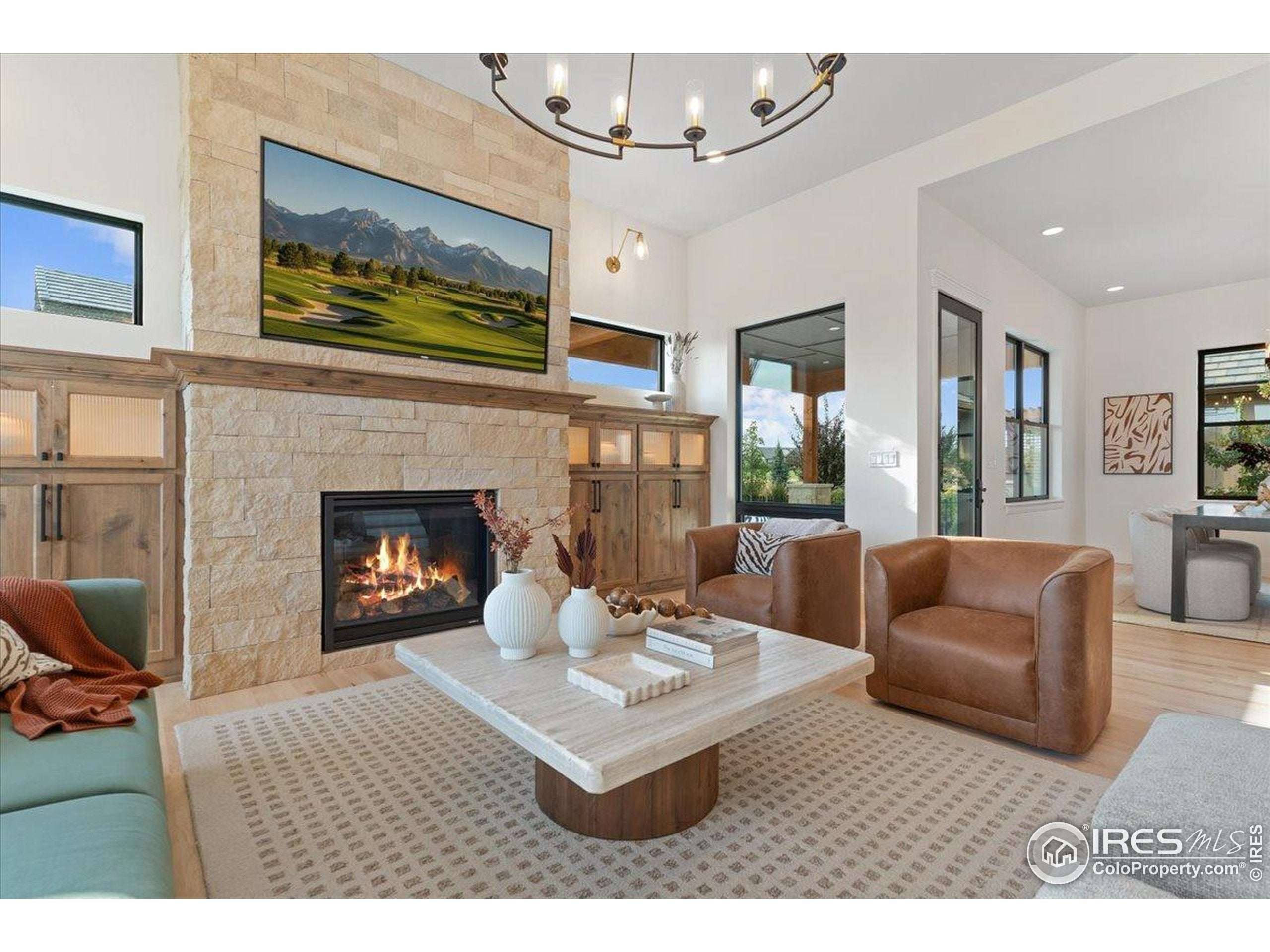 Berthoud, Colorado, 80513, United States, 4 Bedrooms Bedrooms, ,4 BathroomsBathrooms,Residential,For Sale,1910377