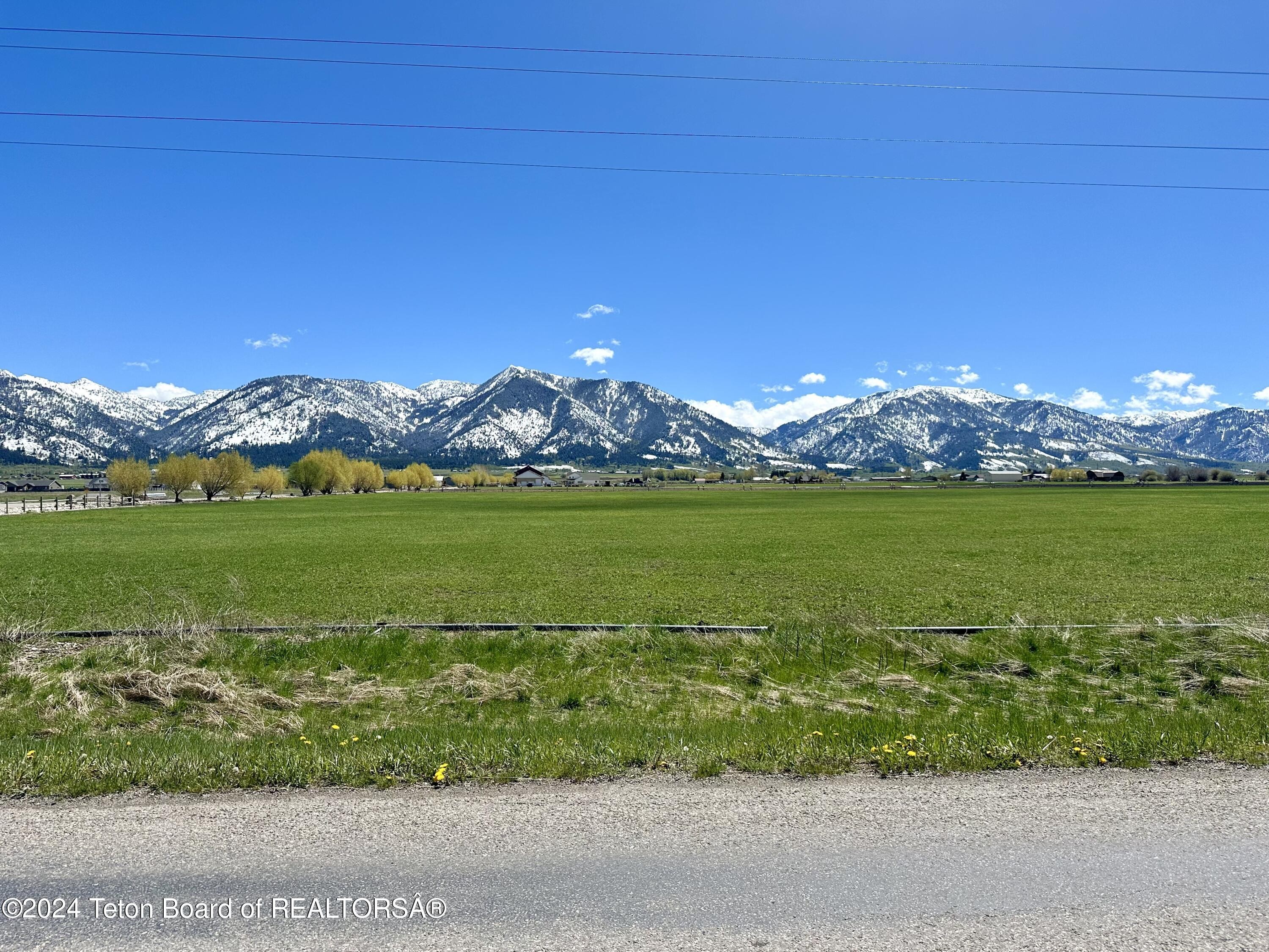 Thayne, Wyoming, 83127, United States, ,Residential,For Sale,1921409