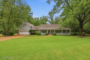 Mcfarland Rd, Raymond, MS 39154
