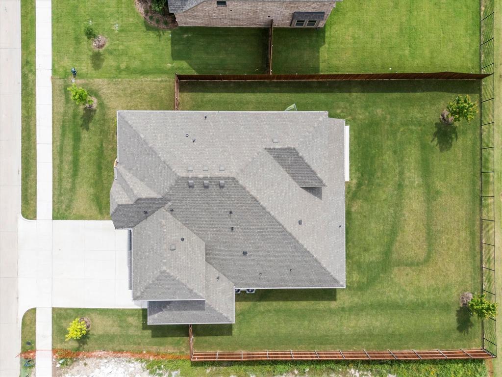 Waxahachie, Texas, 75165, United States, 5 Bedrooms Bedrooms, ,5 BathroomsBathrooms,Residential,For Sale,1828545