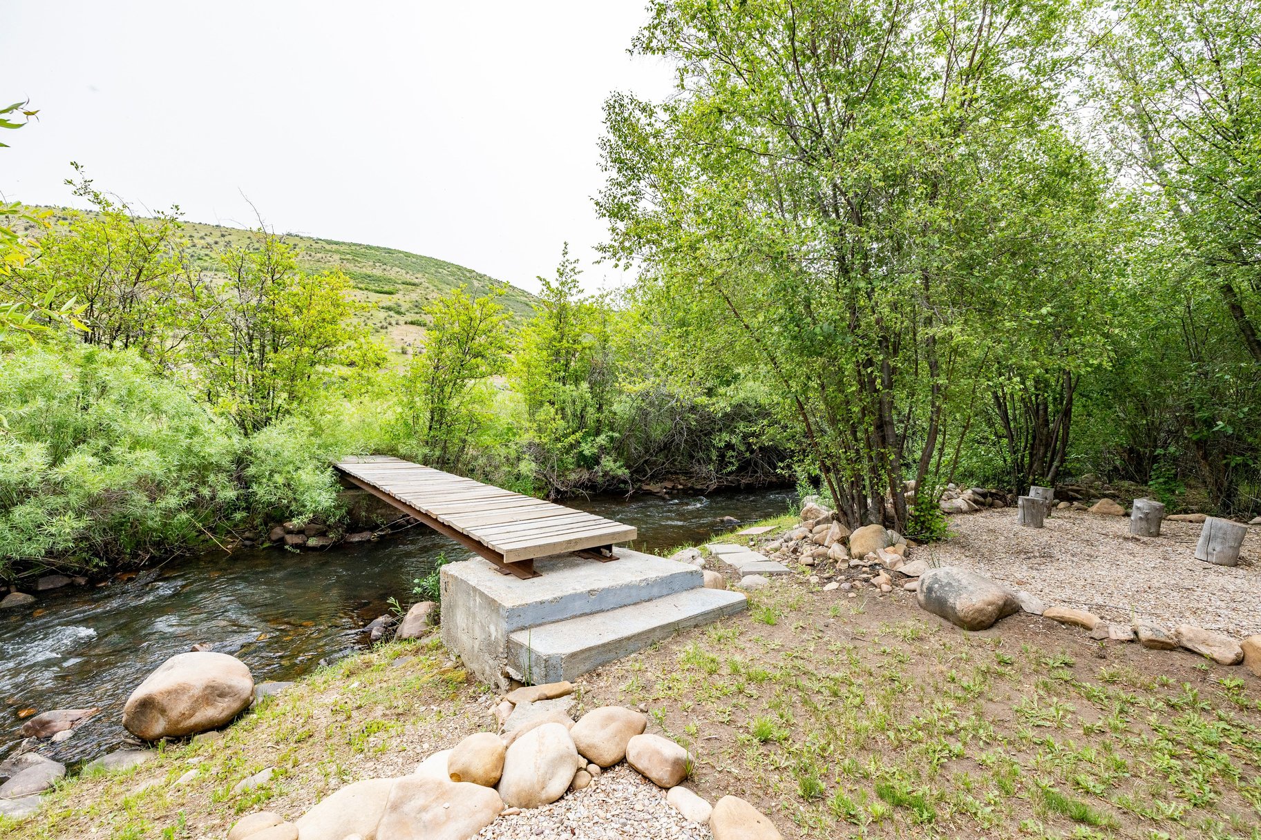  Cabin on the Creek - 物件實景