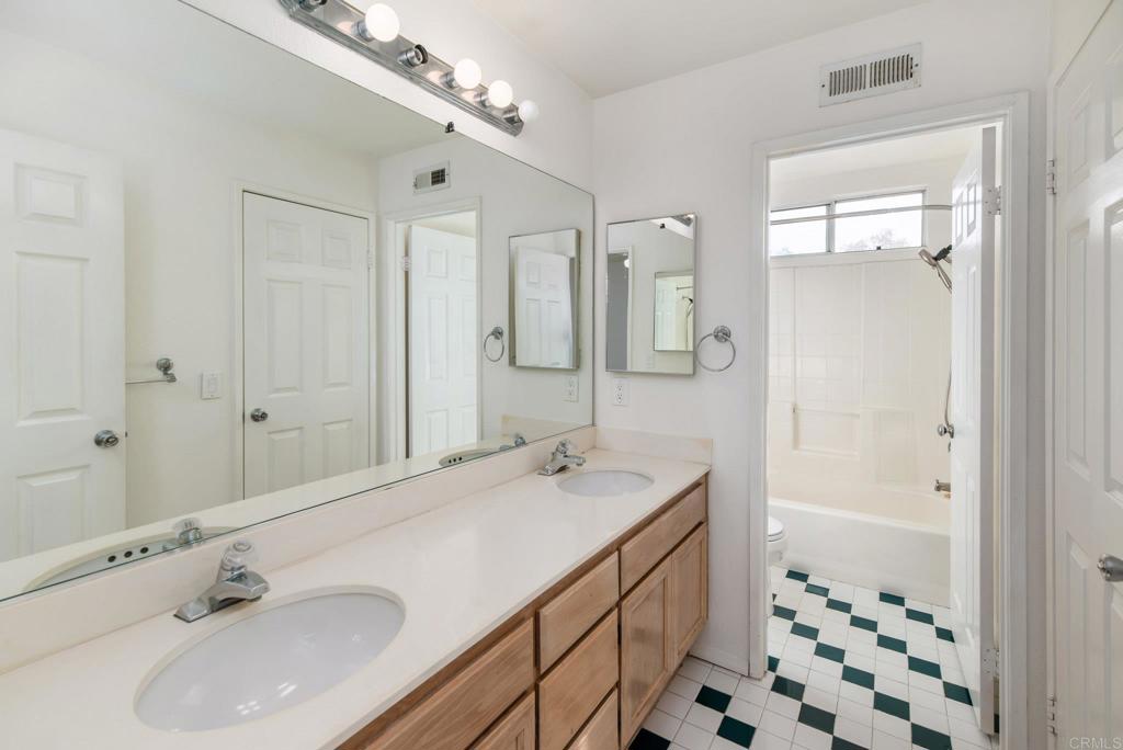 San Marcos, California, 92069, United States, 3 Bedrooms Bedrooms, ,3 BathroomsBathrooms,Residential,For Sale,1992102