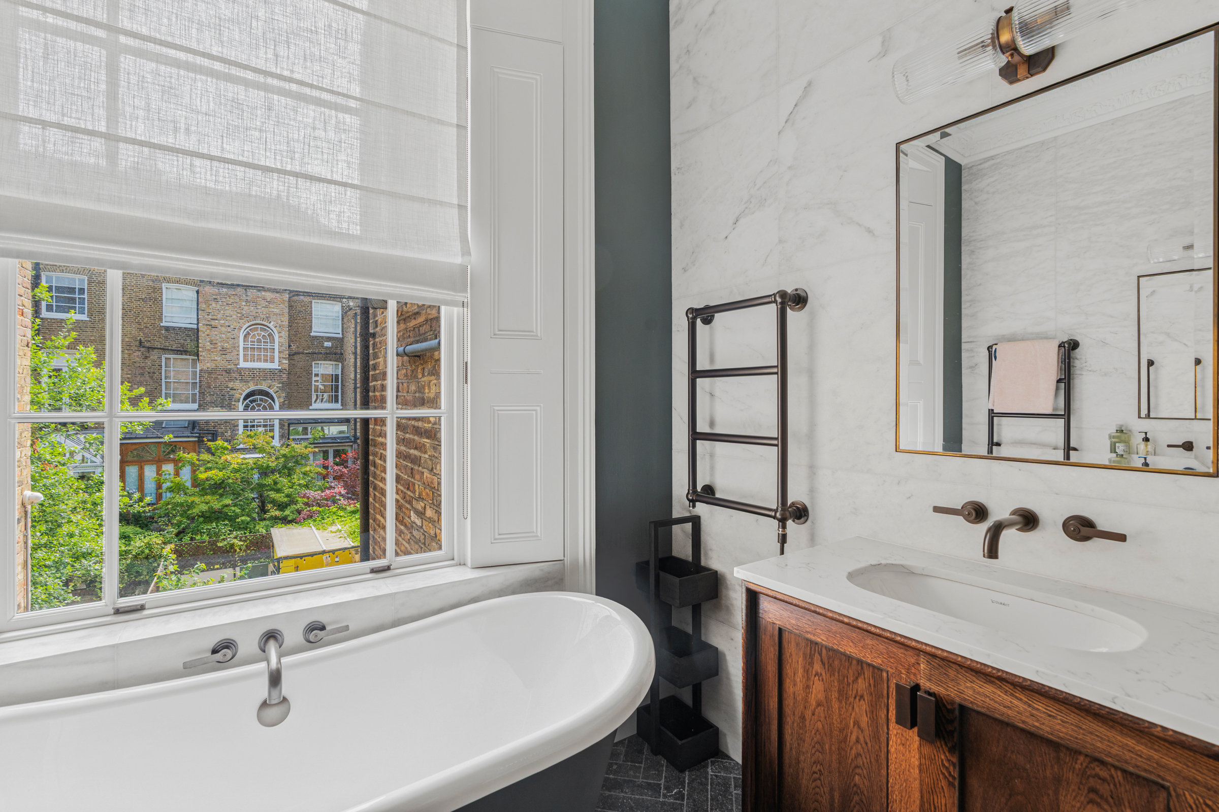  A Grade II Listed Family House with a Contemporary Heart - 物件實景