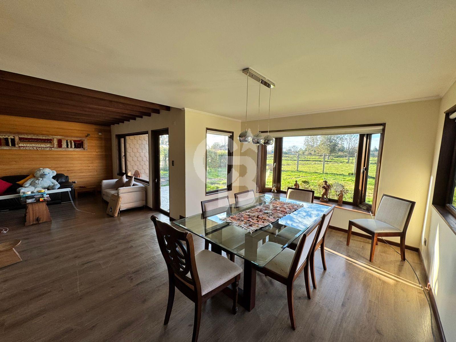 Puerto Varas, Chile, 5 Bedrooms Bedrooms, ,5 BathroomsBathrooms,Residential,For Sale,1972993