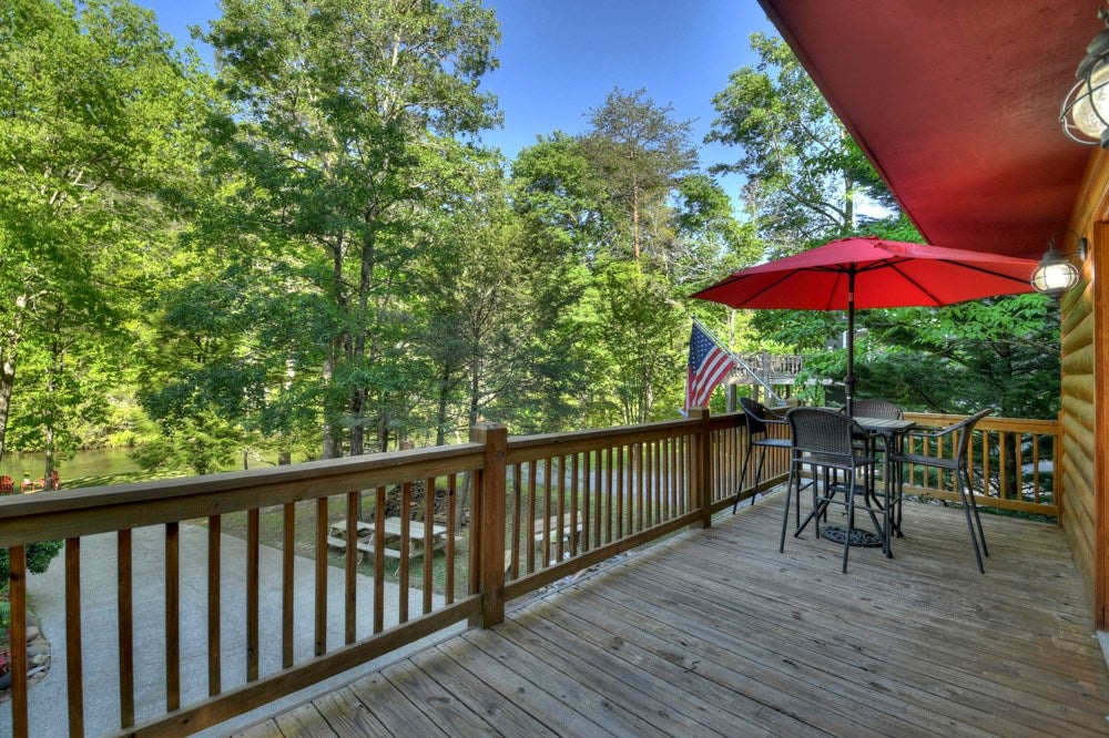 Blue Ridge, Georgia, 30513, United States, 4 Bedrooms Bedrooms, ,3 BathroomsBathrooms,Residential,For Sale,1858921