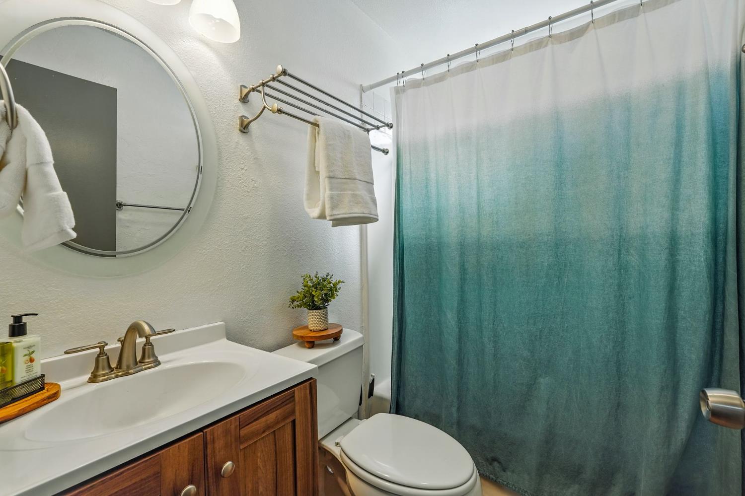 El Dorado, California, 95623, United States, 3 Bedrooms Bedrooms, ,2 BathroomsBathrooms,Residential,For Sale,1933121