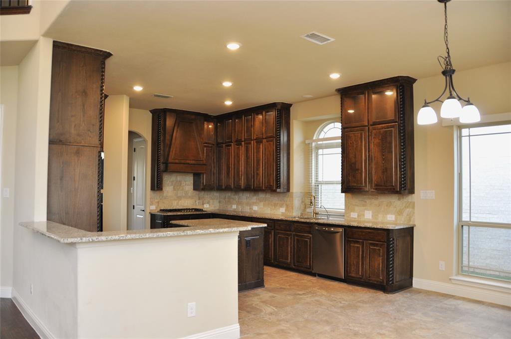 218 Crestview Drive, Midlothian, Texas, 76065, United States, 5 Bedrooms Bedrooms, ,5 BathroomsBathrooms,Residential,For Sale,218 crestview DR,1556198