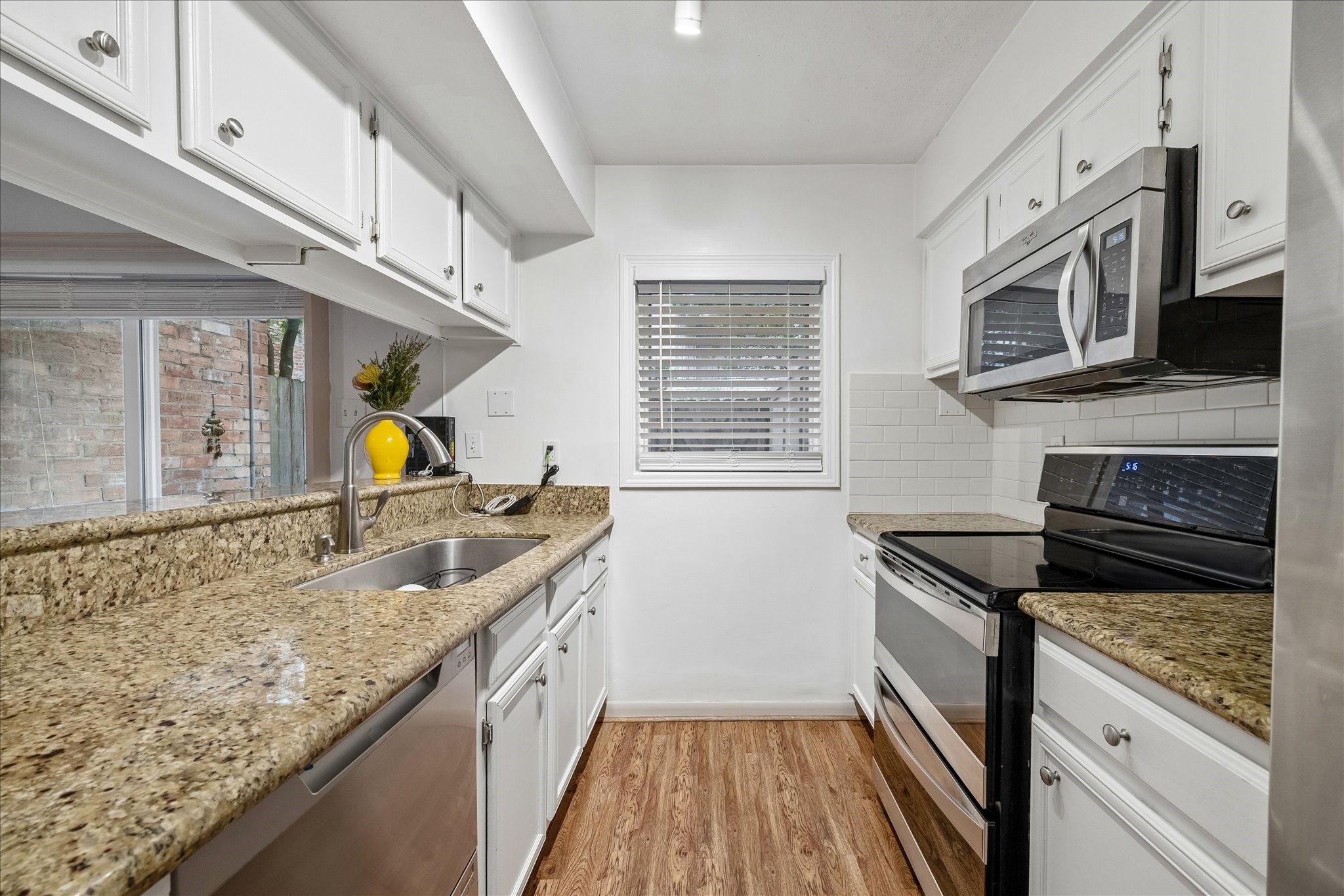  1601 S Shepherd Drive #24 - 物件實景