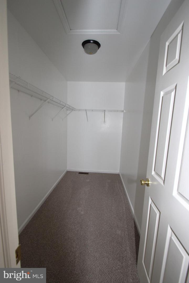 New Castle, Delaware, 19720, United States, 4 Bedrooms Bedrooms, ,3 BathroomsBathrooms,Residential,For Sale,2049034