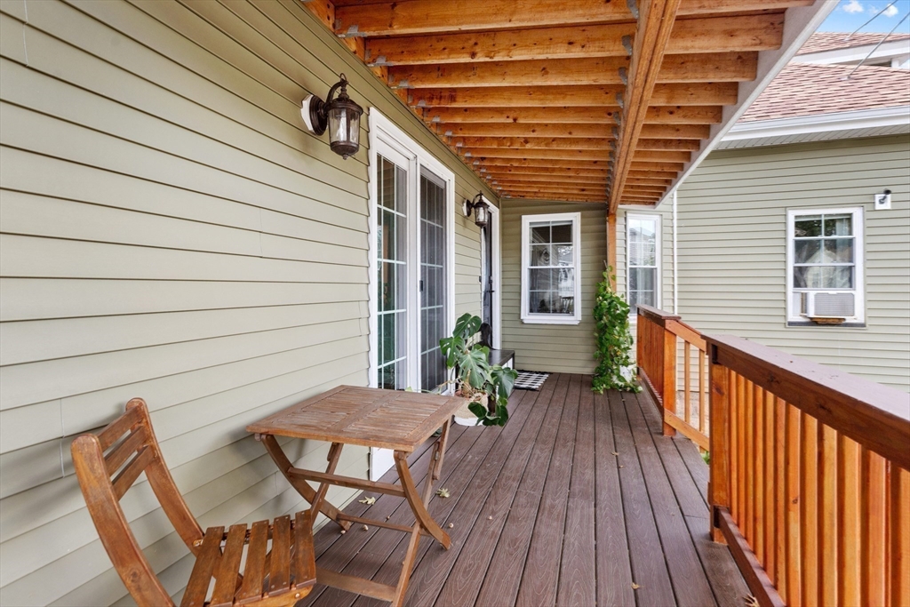 Malden, Massachusetts, 02148, United States, 5 Bedrooms Bedrooms, ,5 BathroomsBathrooms,Residential,For Sale,1984195