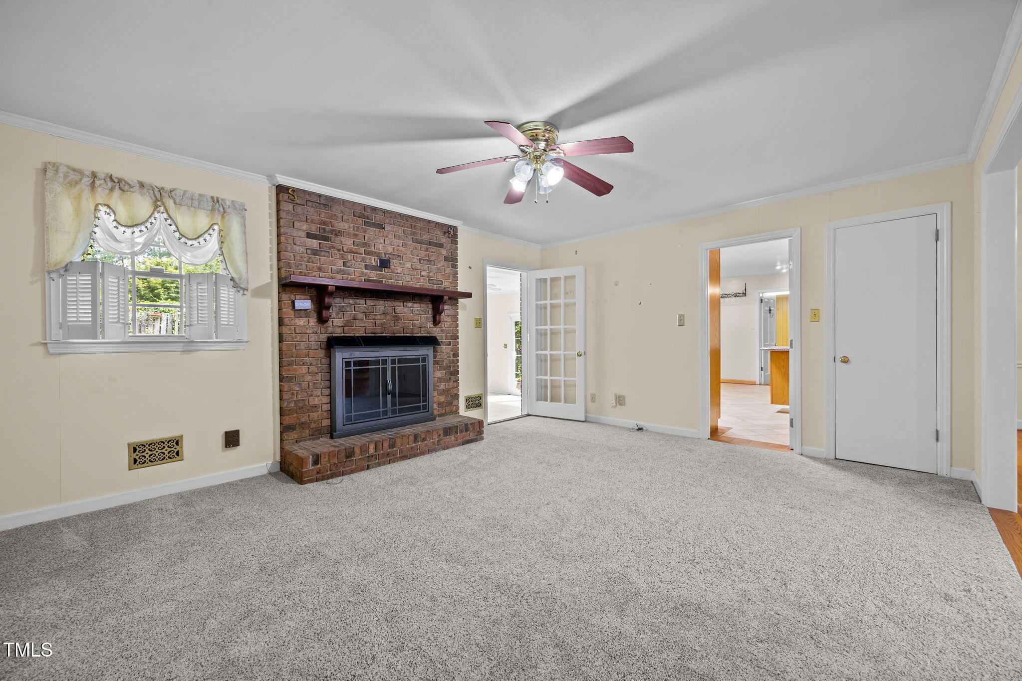 Raleigh, North Carolina, 27609, United States, 3 Bedrooms Bedrooms, ,2 BathroomsBathrooms,Residential,For Sale,1911441