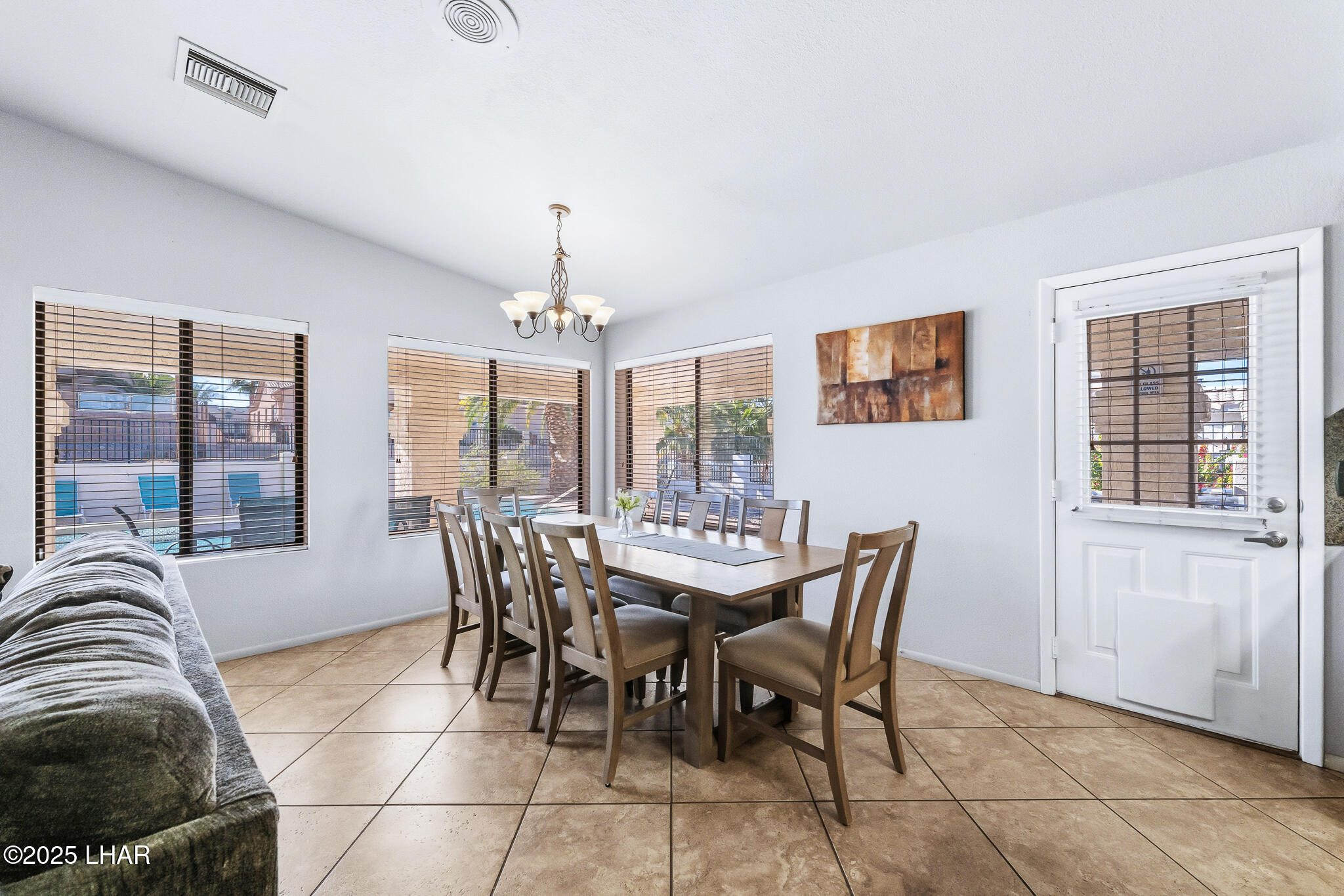 Lake Havasu City, Arizona, 86404, United States, 4 Bedrooms Bedrooms, ,2 BathroomsBathrooms,Residential,For Sale,2002177