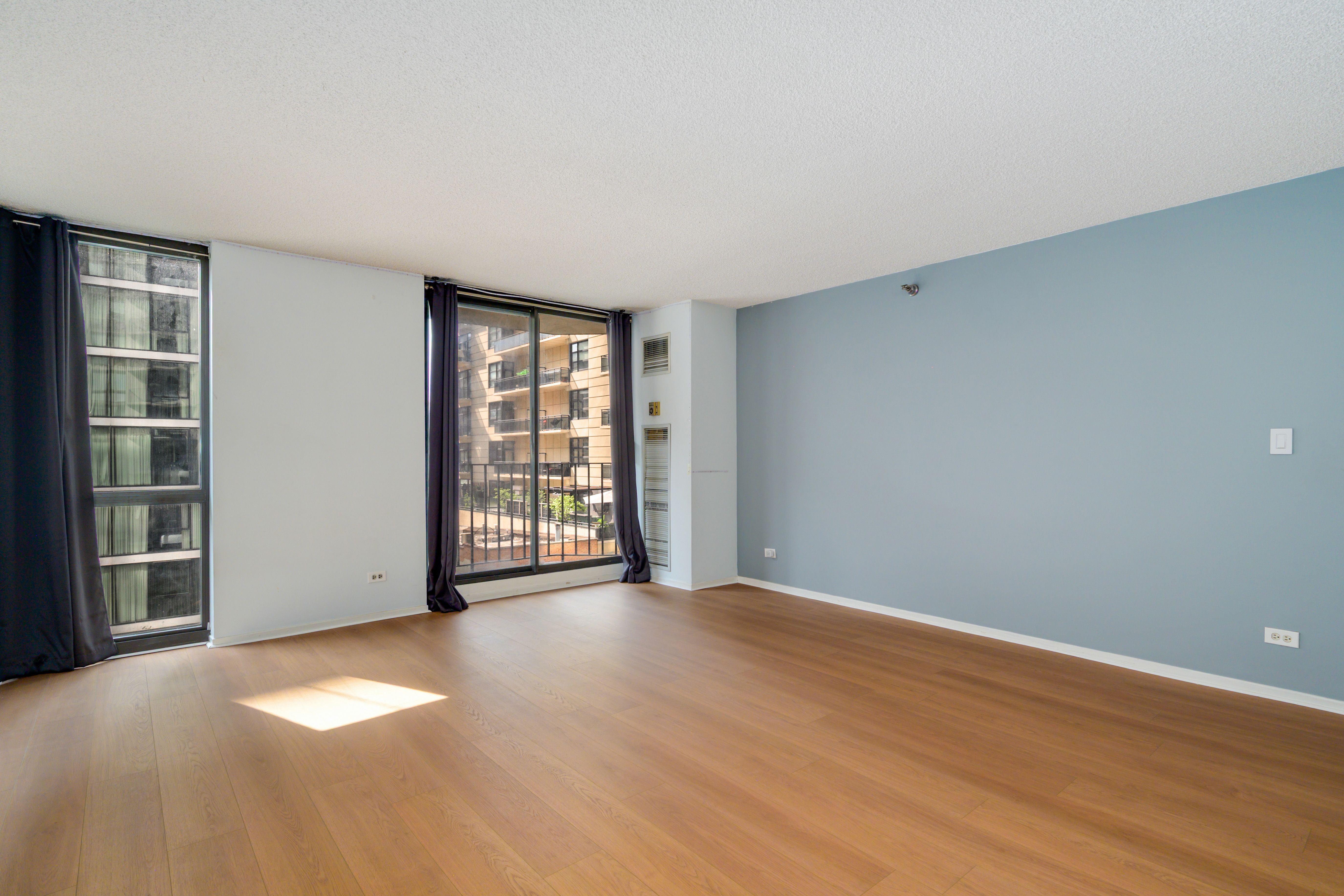  River North Condo Offering 850 Square Feet in an Unbeatable Location - 物件實景