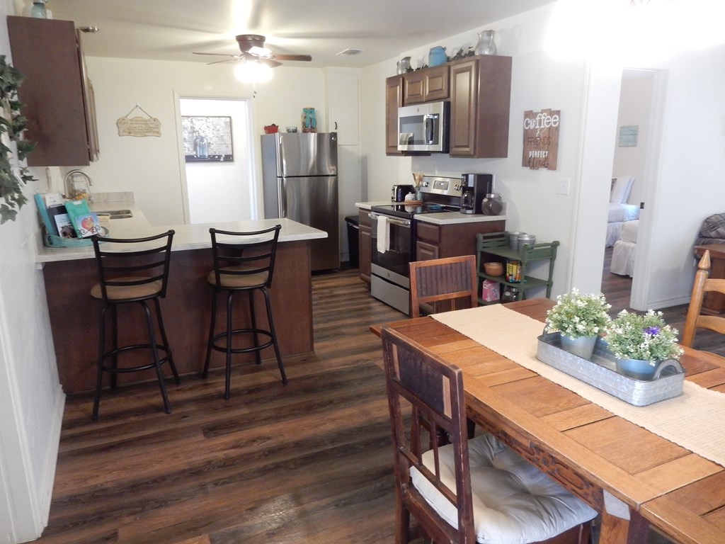 Fredericksburg, Texas, 78624, United States, 3 Bedrooms Bedrooms, ,2 BathroomsBathrooms,Residential,For Sale,1842373