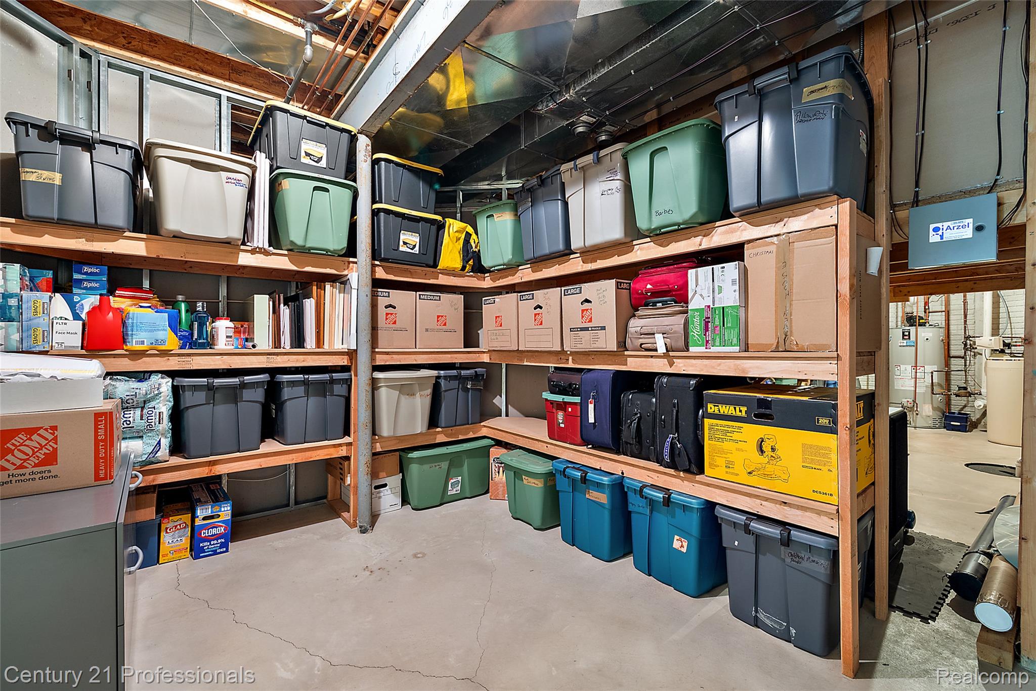 Oxford, Michigan, 48371, United States, 4 Bedrooms Bedrooms, ,4 BathroomsBathrooms,Residential,For Sale,1978317