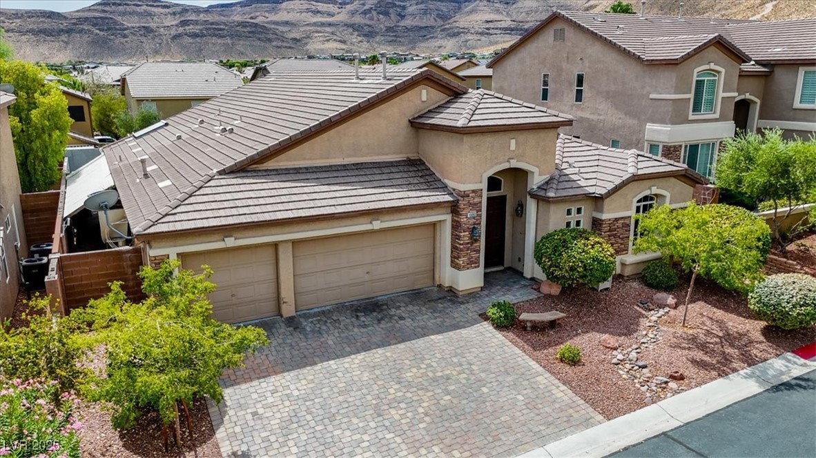 Las Vegas, Nevada, 89148, United States, 3 Bedrooms Bedrooms, ,2 BathroomsBathrooms,Residential,For Sale,1941035