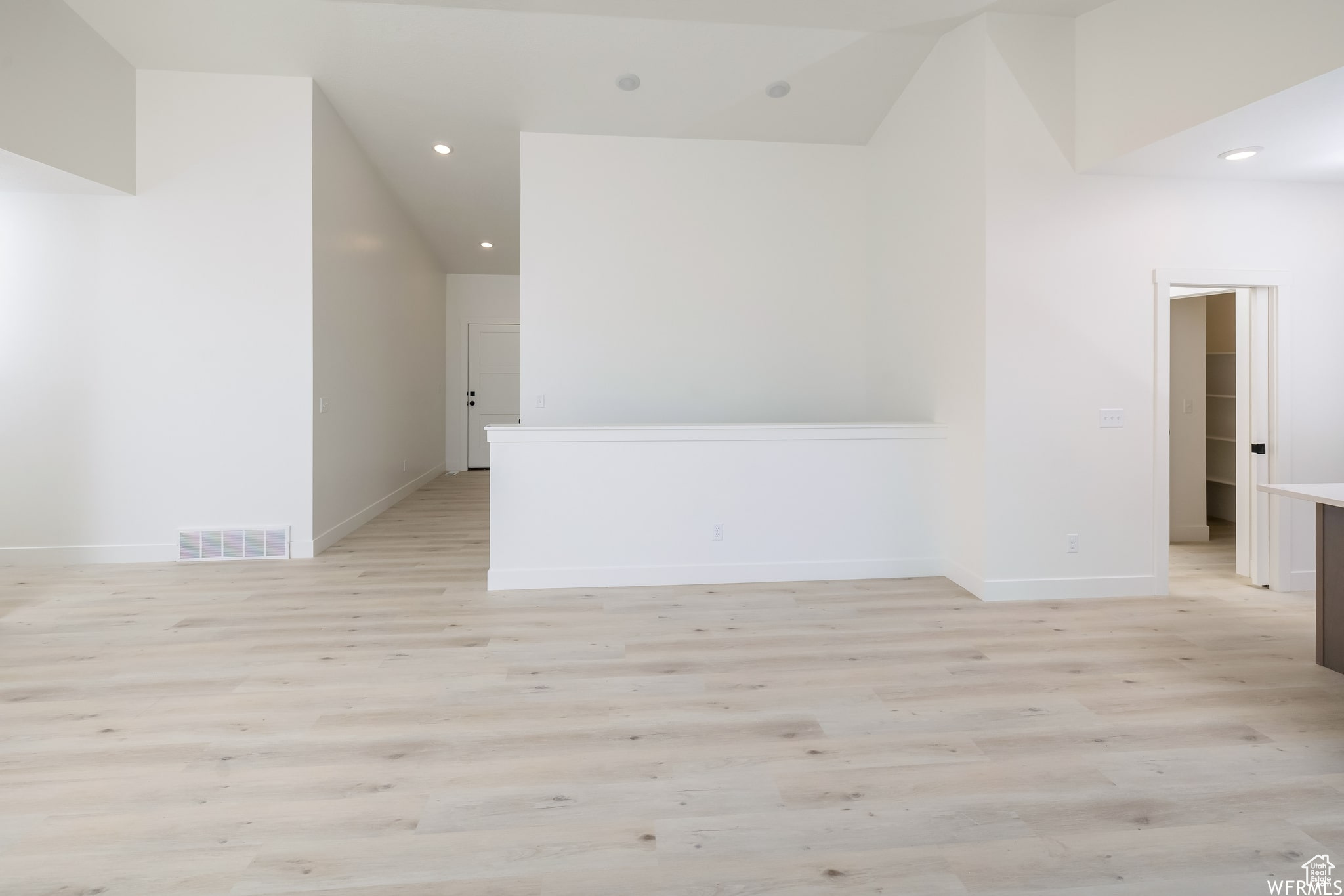 Hyrum, Utah, 84319, United States, 3 Bedrooms Bedrooms, ,2 BathroomsBathrooms,Residential,For Sale,1929155