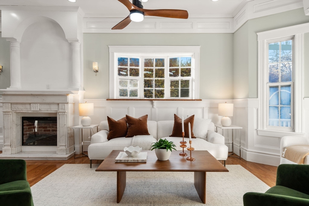 Newton, Massachusetts, 02460, United States, 4 Bedrooms Bedrooms, ,5 BathroomsBathrooms,Residential,For Sale,1992960