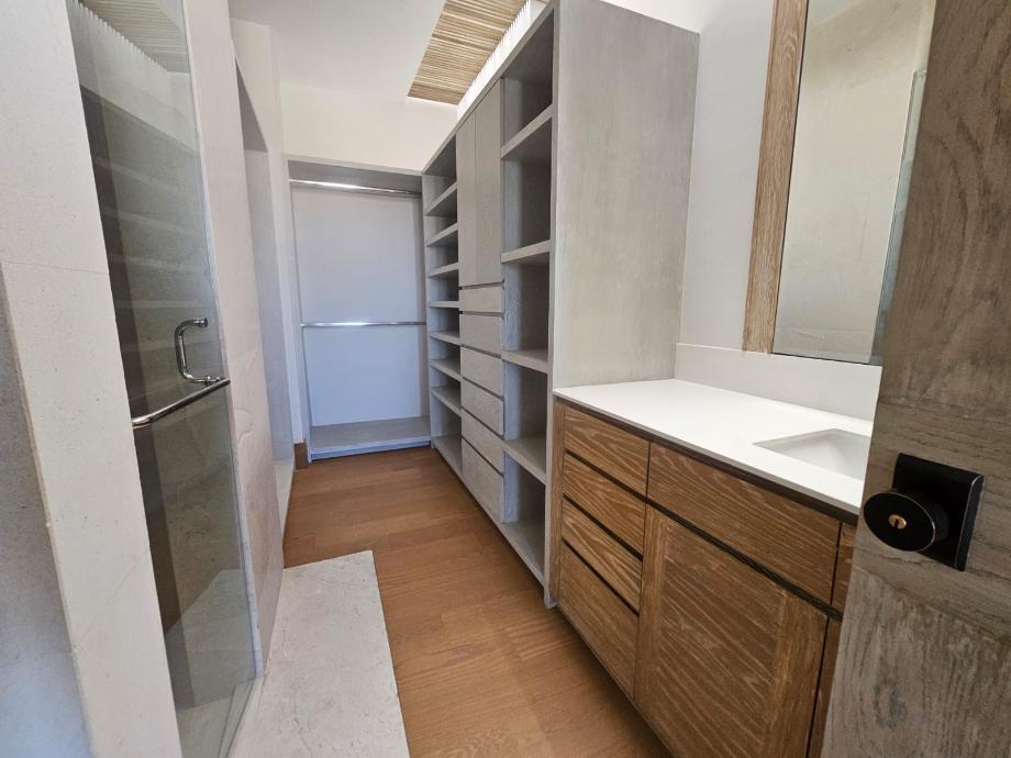 Gómez Palacio, Durango, 35140, Mexico, 3 Bedrooms Bedrooms, ,3 BathroomsBathrooms,Residential,For Sale,1947935