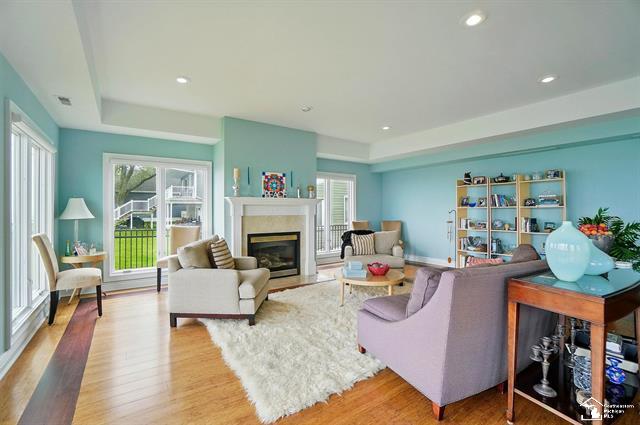 MONROE, Michigan, 48161, United States, 4 Bedrooms Bedrooms, ,4 BathroomsBathrooms,Residential,For Sale,1827211