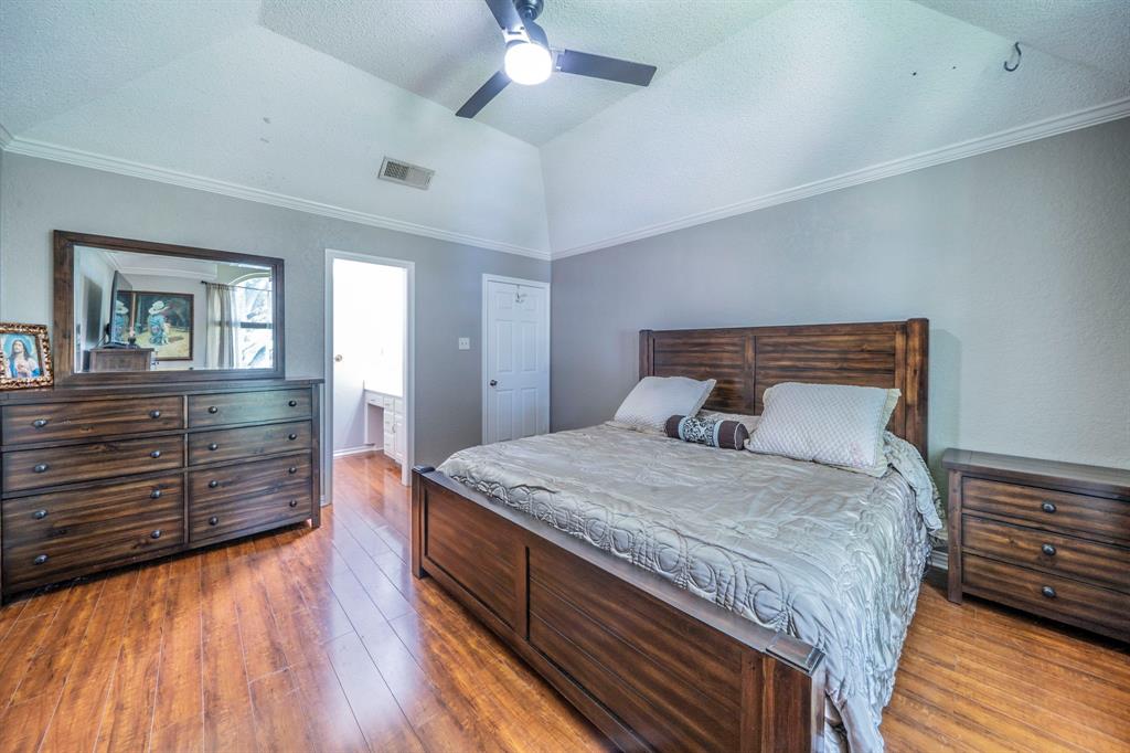 Arlington, Texas, 76013, United States, 4 Bedrooms Bedrooms, ,4 BathroomsBathrooms,Residential,For Sale,1978086