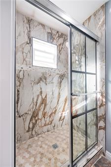 Los Angeles, California, 90019, United States, 2 Bedrooms Bedrooms, ,2 BathroomsBathrooms,Residential,For Sale,2001509