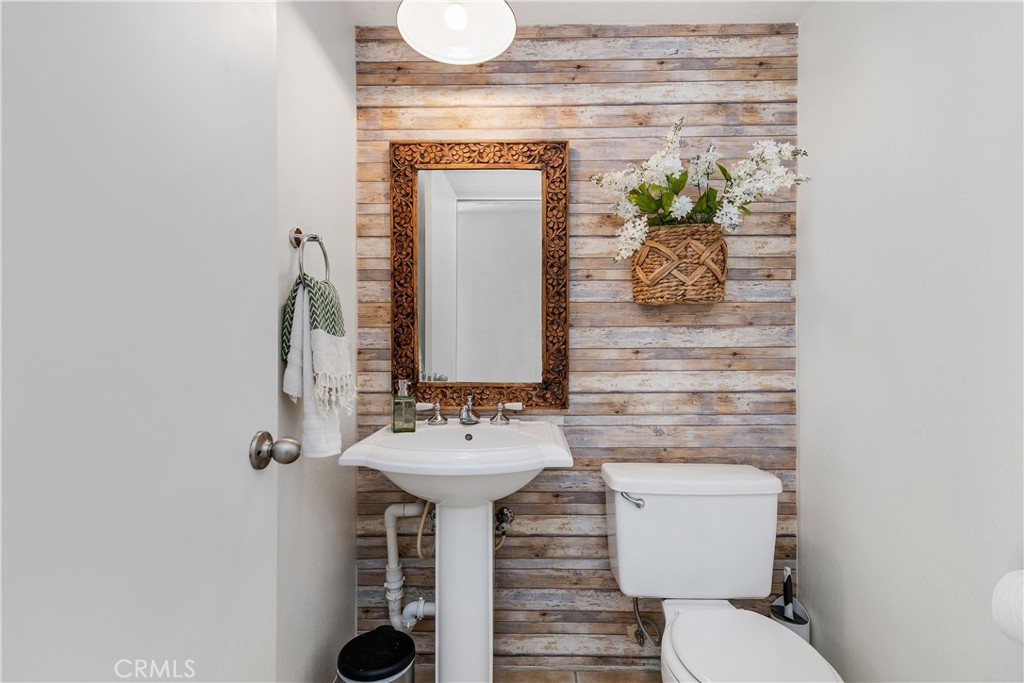 Carlsbad, California, 92011, United States, 2 Bedrooms Bedrooms, ,2 BathroomsBathrooms,Residential,For Sale,1827454