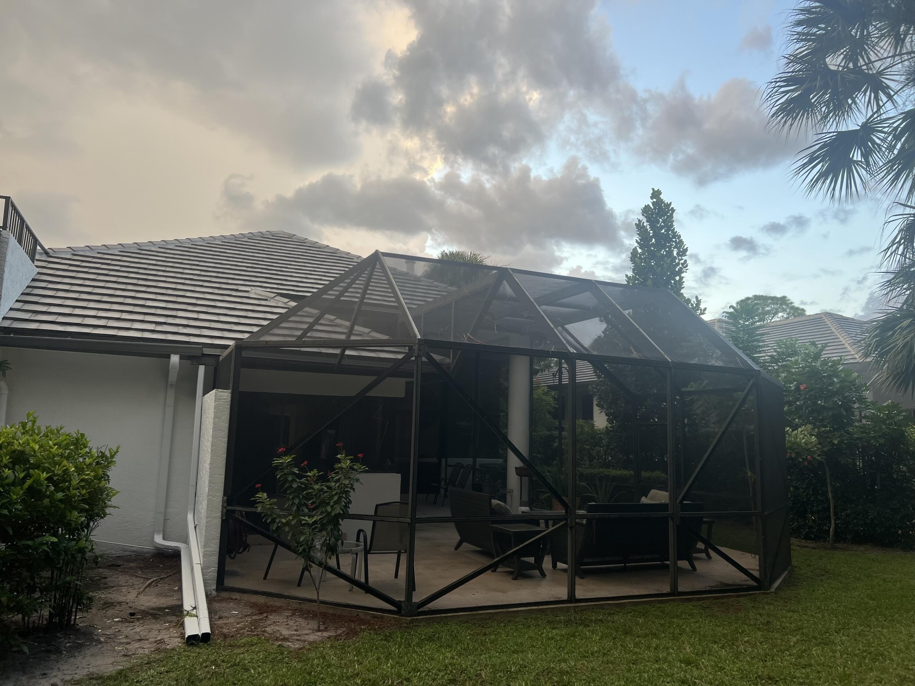 West Palm Beach, Florida, 33411, United States, 3 Bedrooms Bedrooms, ,2 BathroomsBathrooms,Residential,For Sale,1977779