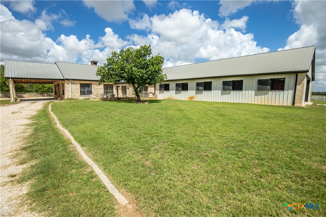 La Vernia, Texas, 78121, United States, 2 Bedrooms Bedrooms, ,3 BathroomsBathrooms,Residential,For Sale,2001735