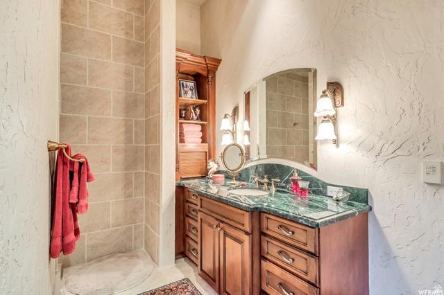 Salt Lake City, Utah, 84103, United States, 4 Bedrooms Bedrooms, ,6 BathroomsBathrooms,Residential,For Sale,2048432
