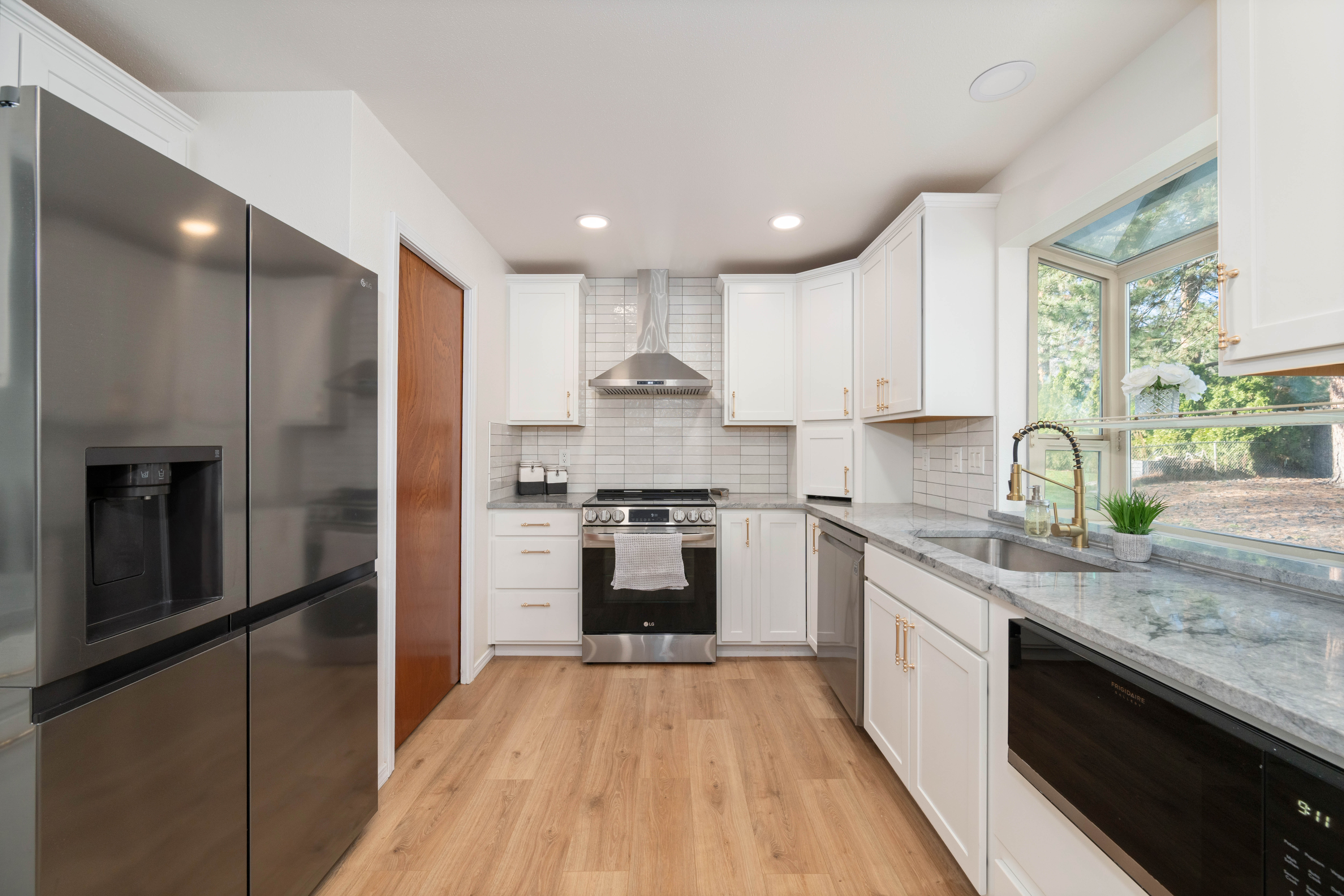  Welcomes you With Comfort and Functionality in All the Right Places - 物件實景