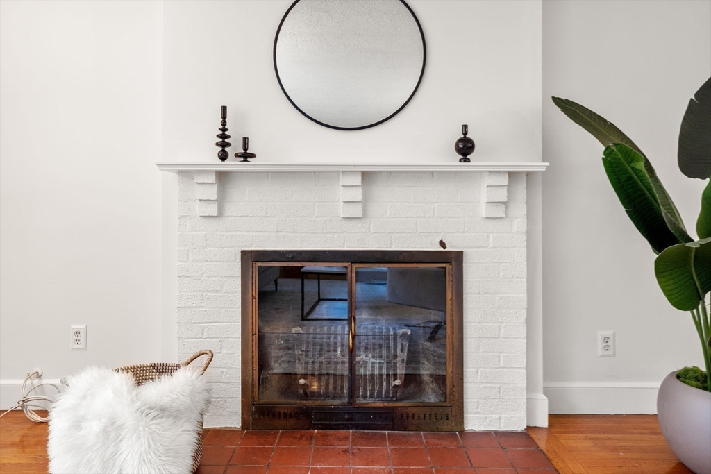 Belmont, Massachusetts, 02478, United States, 3 Bedrooms Bedrooms, ,3 BathroomsBathrooms,Residential,For Sale,1991610