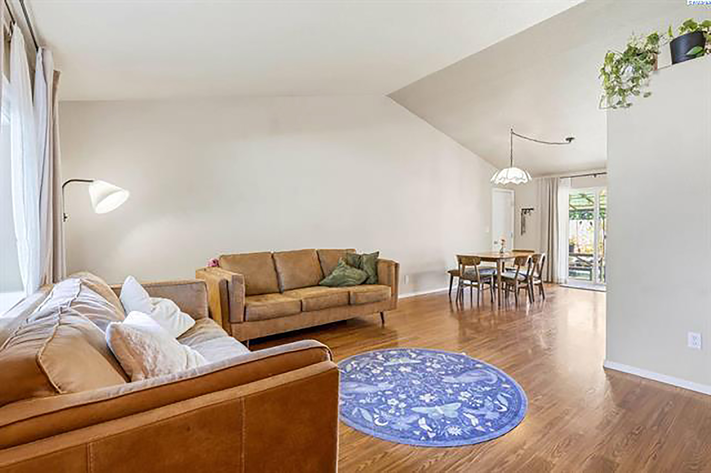  Wonderful 3 Bed Home RV /Boat Parking, Fully Fenced - 物件實景
