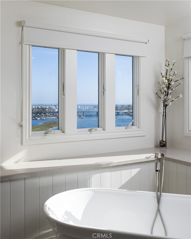 Newport Beach, California, 92660, United States, 3 Bedrooms Bedrooms, ,3 BathroomsBathrooms,Residential,For Sale,1867238