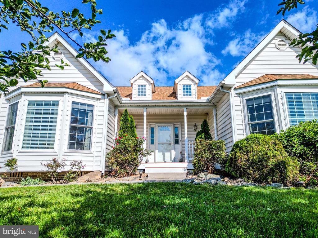 Petersburg, West Virginia, 26847, United States, 3 Bedrooms Bedrooms, ,3 BathroomsBathrooms,Residential,For Sale,1891078