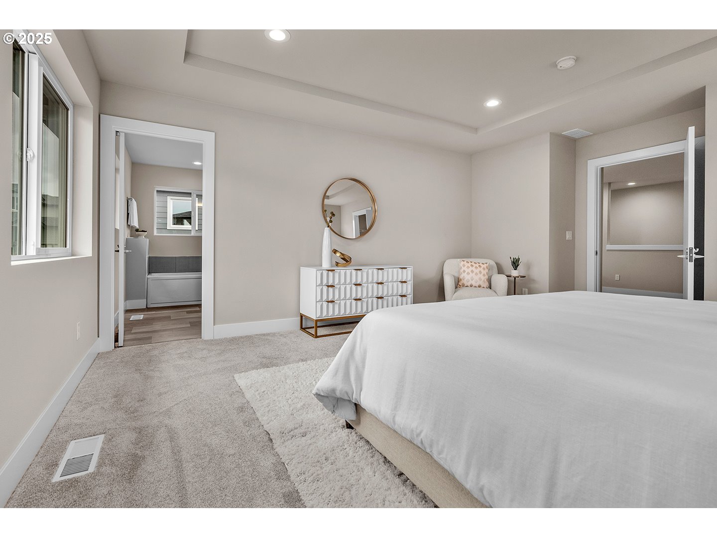 Happy Valley, Oregon, 97086, United States, 4 Bedrooms Bedrooms, ,3 BathroomsBathrooms,Residential,For Sale,1991153