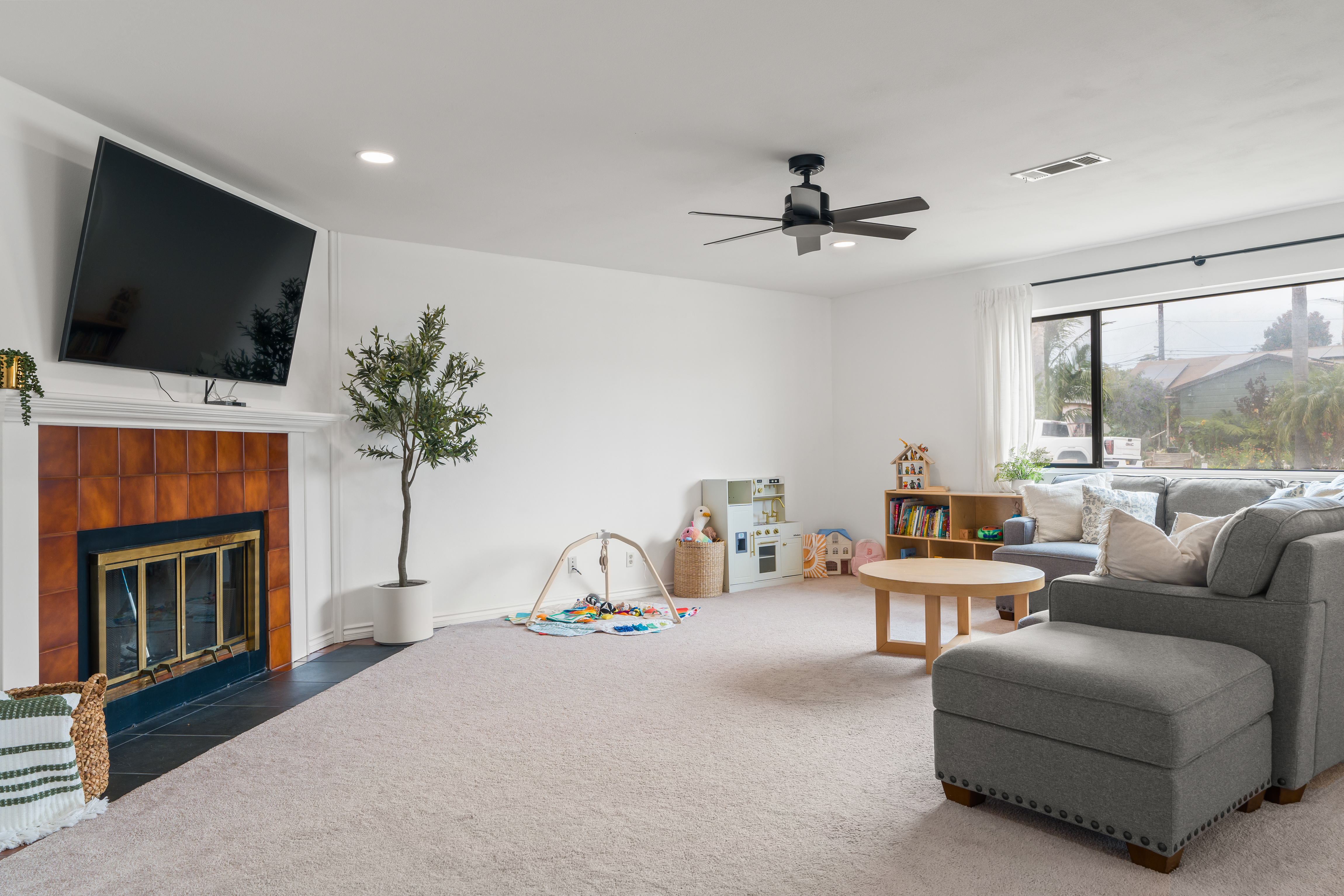  171 Lang Street, Ventura, CA 93003 - 物件實景