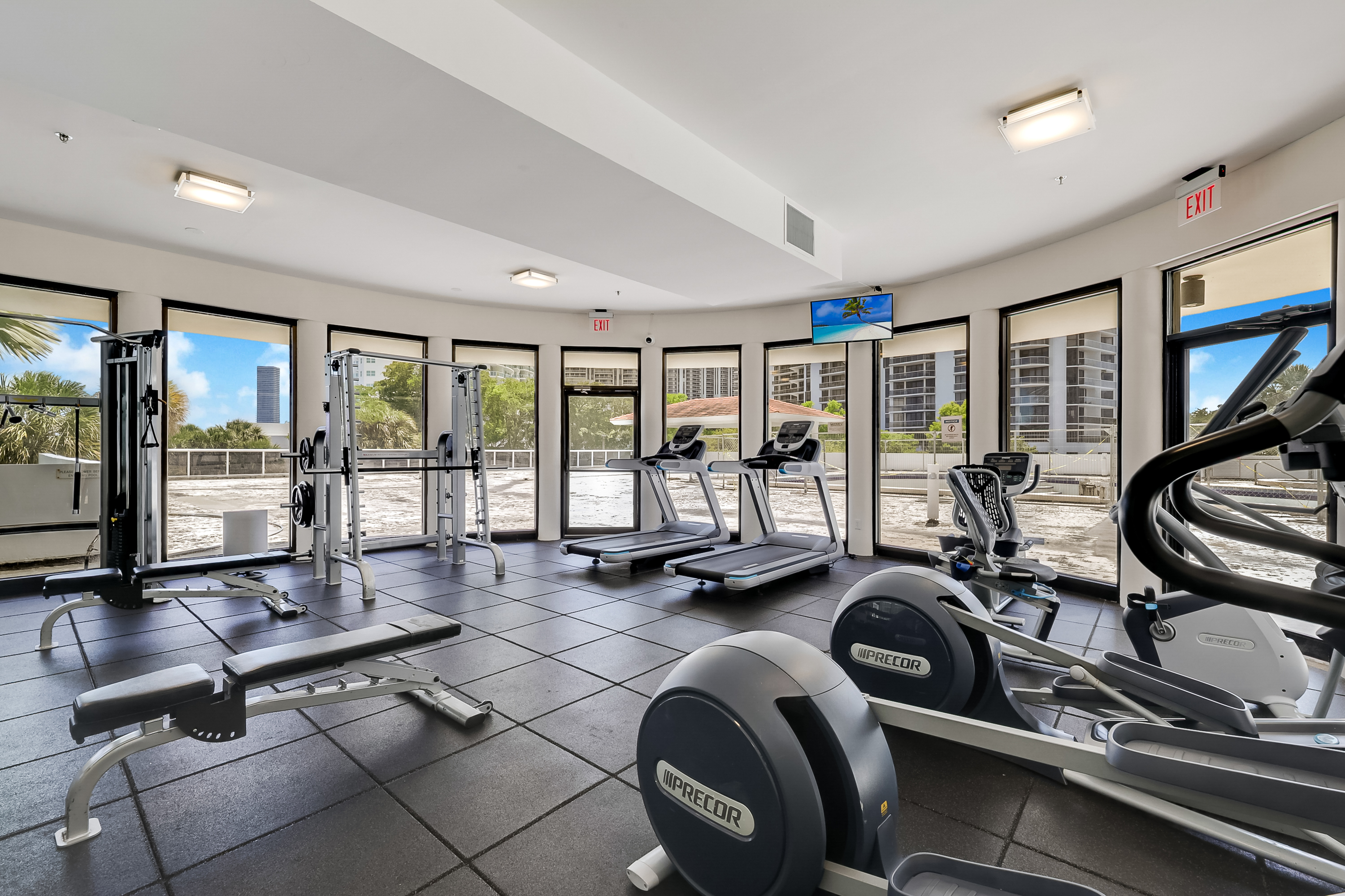  20515 E Country Club Dr, Aventura, FL, 33180 - 物件實景