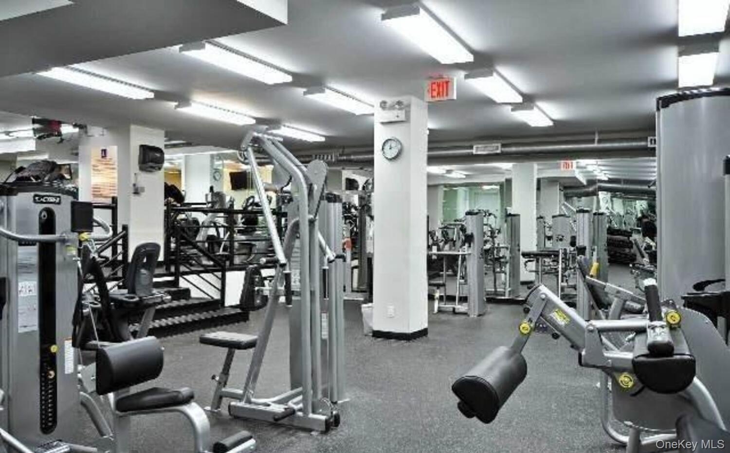 Bayside, New York, 11360, United States, 3 Bedrooms Bedrooms, ,2 BathroomsBathrooms,Residential,For Sale,2048394