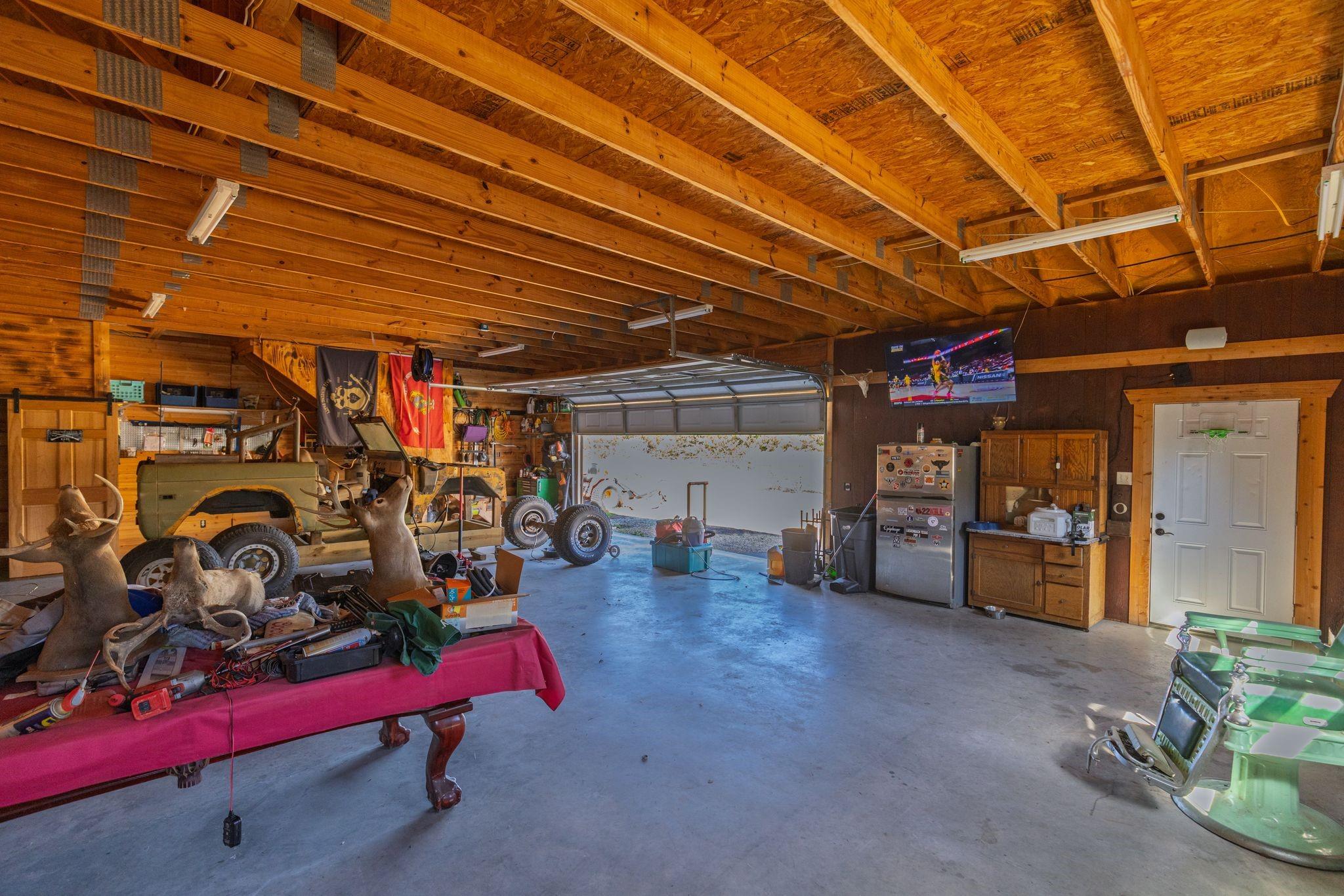 Caddo Mills, Texas, 75135, United States, 4 Bedrooms Bedrooms, ,5 BathroomsBathrooms,Residential,For Sale,1984290