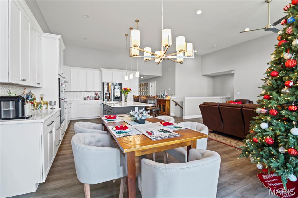 St Charles, Missouri, 63301, United States, 3 Bedrooms Bedrooms, ,2 BathroomsBathrooms,Residential,For Sale,1997287