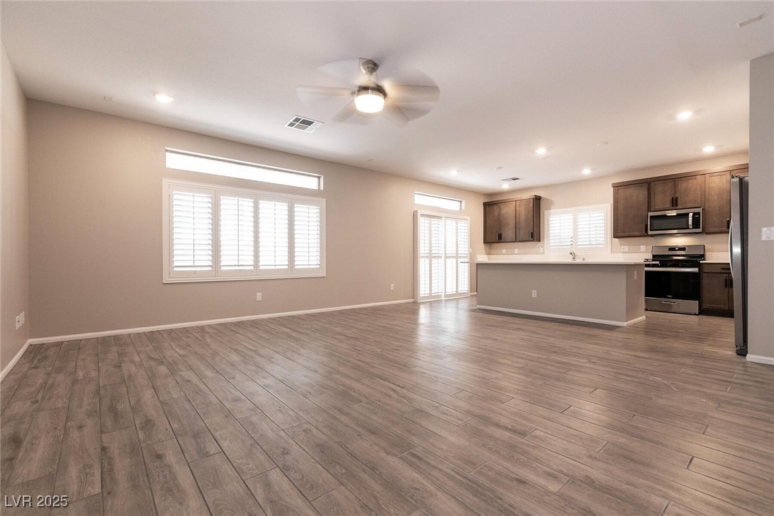 Las Vegas, Nevada, 89141, United States, 3 Bedrooms Bedrooms, ,2 BathroomsBathrooms,Residential,For Sale,1988109