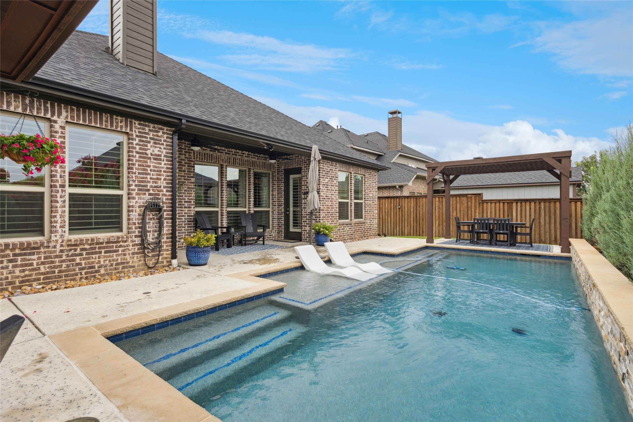 Roanoke, Texas, 76262, United States, 3 Bedrooms Bedrooms, ,3 BathroomsBathrooms,Residential,For Sale,1926228