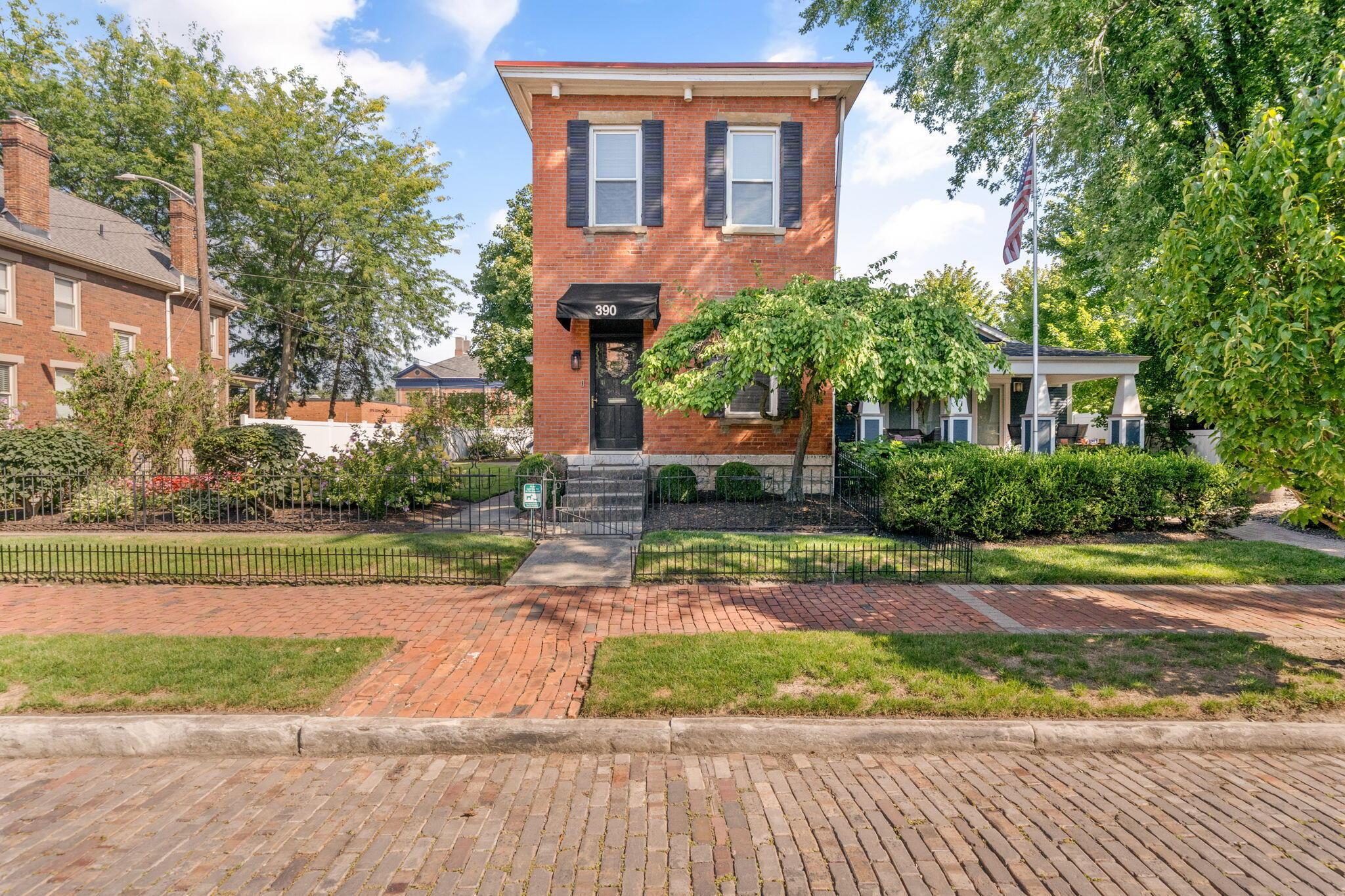  390 E Sycamore Street - 物件實景
