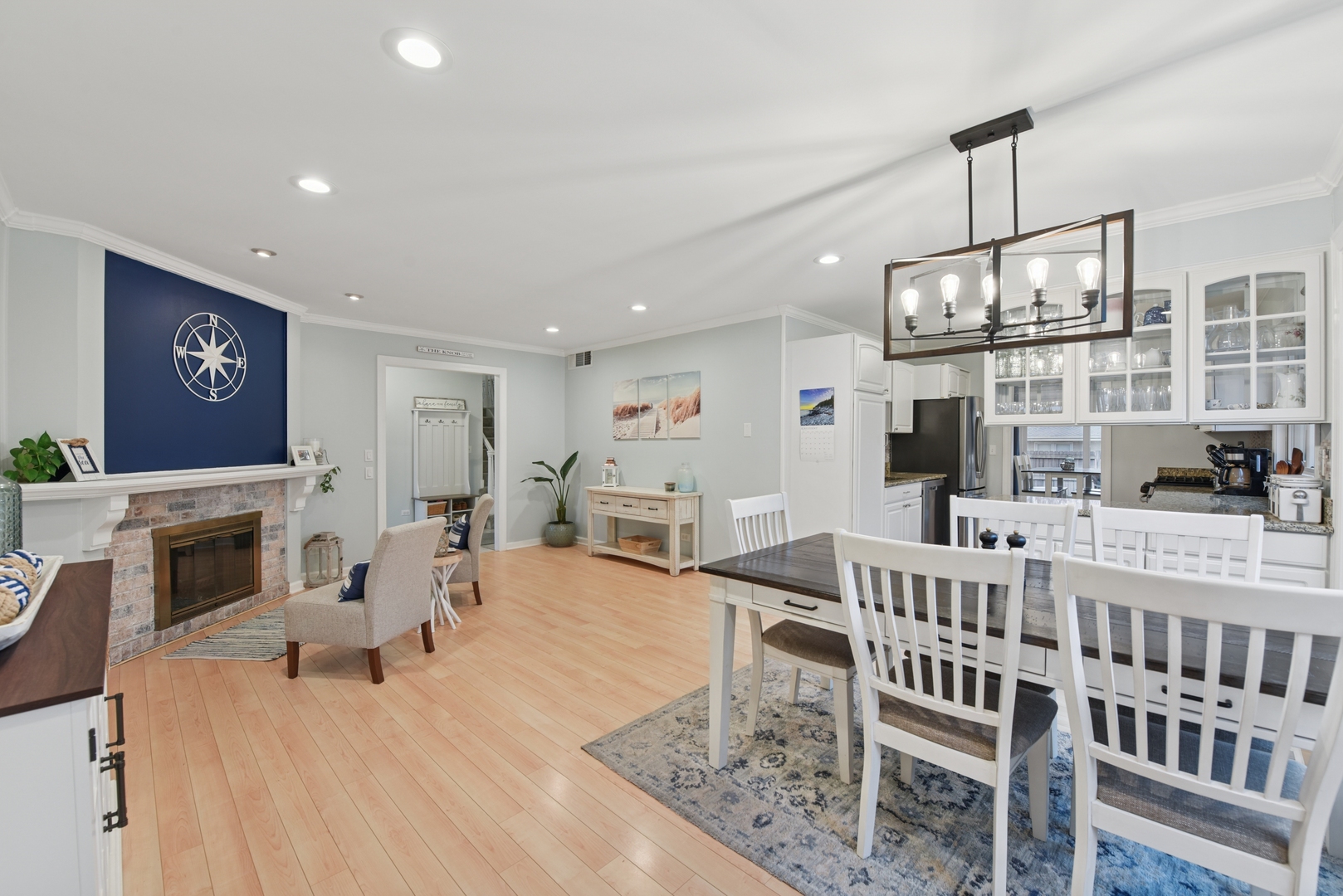 Bloomingdale, Illinois, 60108, United States, 4 Bedrooms Bedrooms, ,3 BathroomsBathrooms,Residential,For Sale,2000593