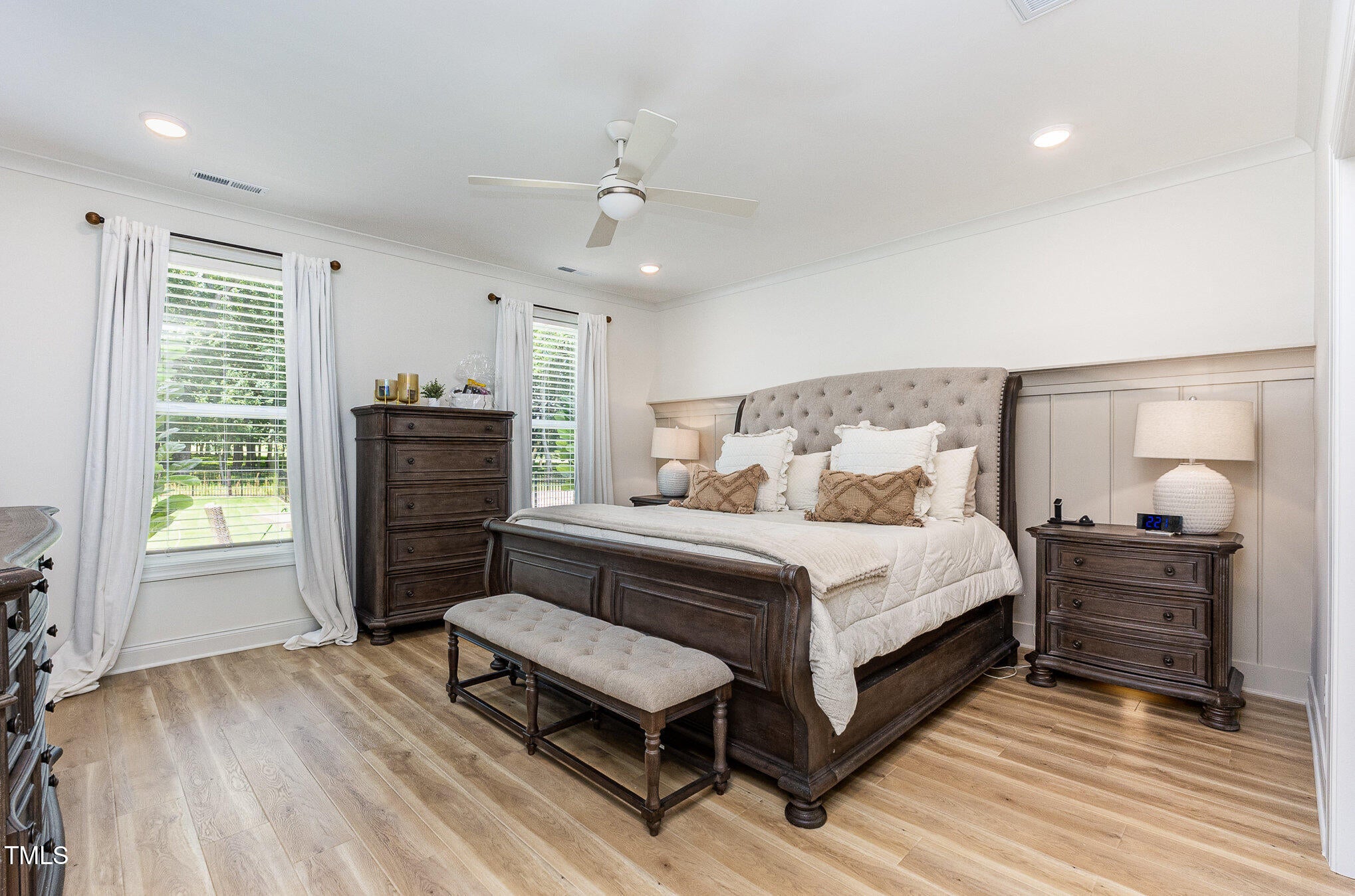 Fuquay Varina, North Carolina, 27526, United States, 5 Bedrooms Bedrooms, ,5 BathroomsBathrooms,Residential,For Sale,1906739