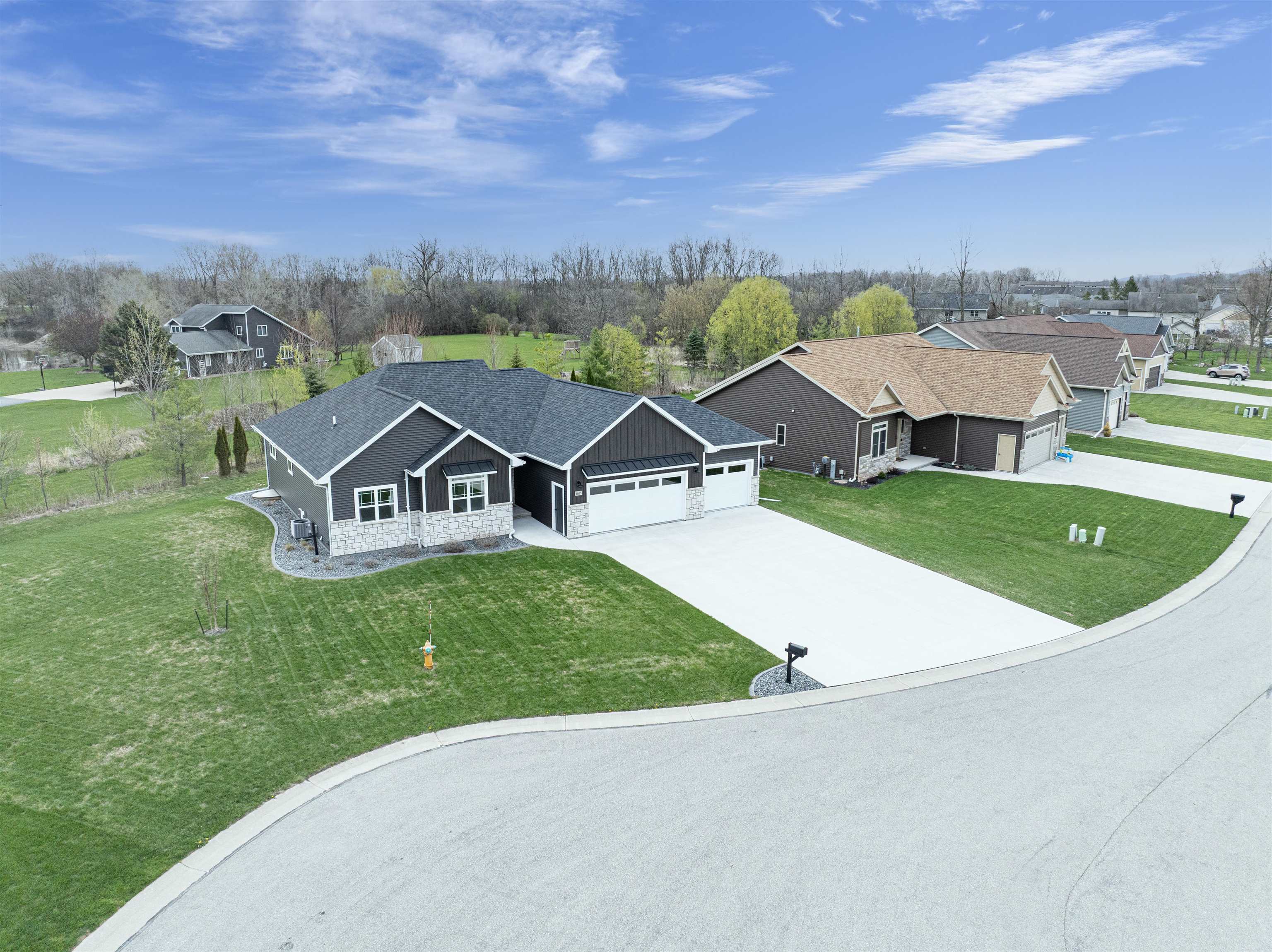 Neenah, Wisconsin, 54956-8964, United States, 4 Bedrooms Bedrooms, ,3 BathroomsBathrooms,Residential,For Sale,1846194
