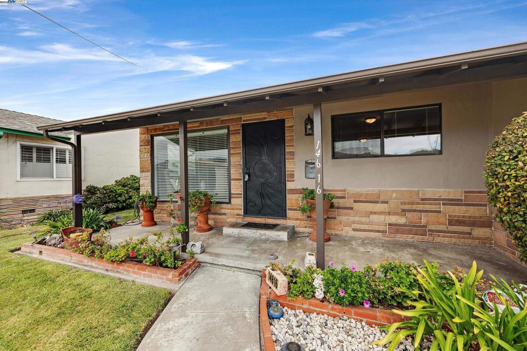 San Leandro, California, 94579, United States, 3 Bedrooms Bedrooms, ,1 BathroomBathrooms,Residential,For Sale,1921969