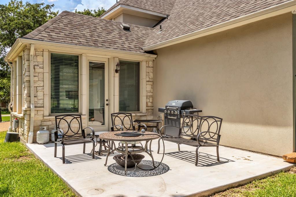 Flower Mound, Texas, 75022, United States, 5 Bedrooms Bedrooms, ,5 BathroomsBathrooms,Residential,For Sale,1895072